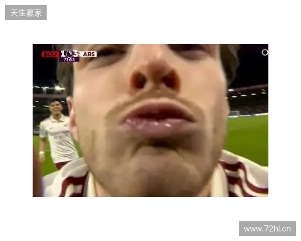 小雷：摄像机都是口水，得管你收费了！赖斯：只是轻吻了一下😂