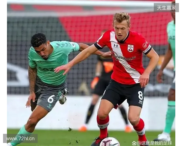 伯恩利有意西汉姆联中场沃德-普劳斯，球员近期遭冷遇